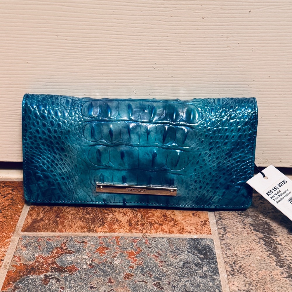 NWT!VERY RARE Brahmin Ady Wallet Tonic Melbourne Genuine Croc Embossed Leather!